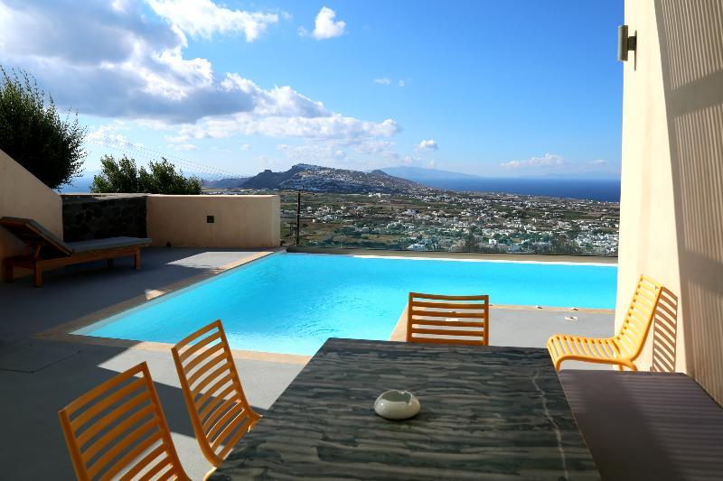 North Santorini A Luxury Spa Hotel Pýrgos Dış mekan fotoğraf